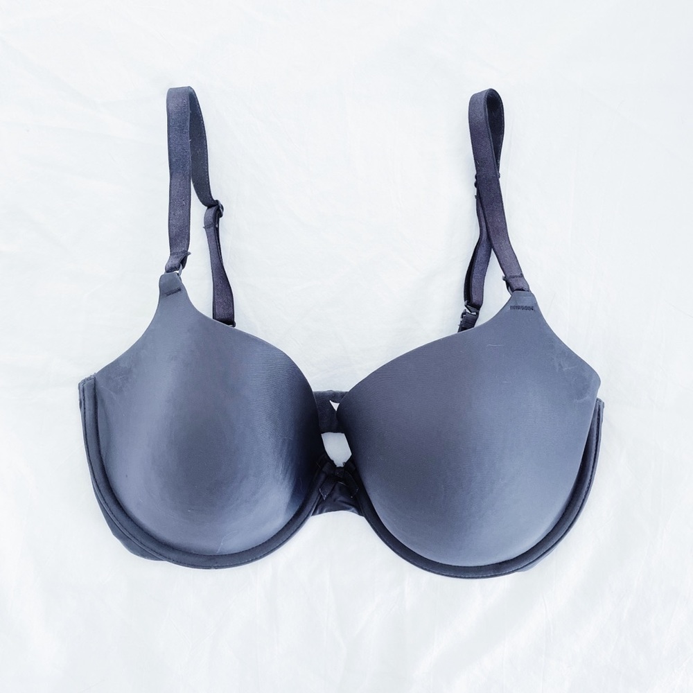 {Victoria’s Secret} Convertible Demi Bra
